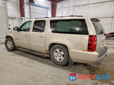 Drugie zdjęcie samochodu z przodu: 2009 CHEVROLET SUBURBAN K1500 LT VIN:1GNFK26339R293474 - miniatura