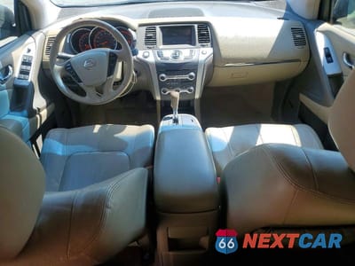 Zdjęcie 8 z 14 samochodu: 2010 NISSAN MURANO S VIN:JN8AZ1MW2AW100439 - miniatura