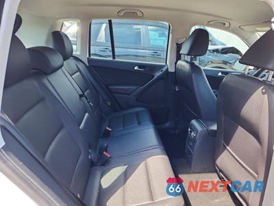 Zdjęcie 11 z 13 samochodu: 2016 VOLKSWAGEN TIGUAN S VIN:WVGAV7AX9GW607205 - miniatura