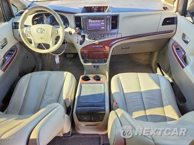 Zdjęcie 8 z 14 samochodu: 2012 TOYOTA SIENNA XLE 8-PASSENGER VIN:5TDYK3DC8CS177464 - miniatura