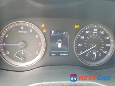 Zdjęcie 9 z 13 samochodu: 2018 HYUNDAI TUCSON VALUE VIN:KM8J33A2XJU649274 - miniatura