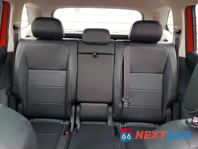 Zdjęcie 10 z 14 samochodu: 2018 VOLKSWAGEN TIGUAN SE VIN:3VV2B7AX2JM114962 - miniatura