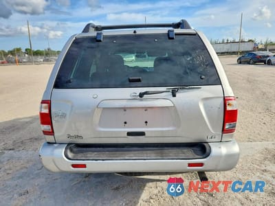 Zdjęcie 6 z 12 samochodu: 2003 NISSAN PATHFINDER SE VIN:JN8DR09X13W700106 - miniatura