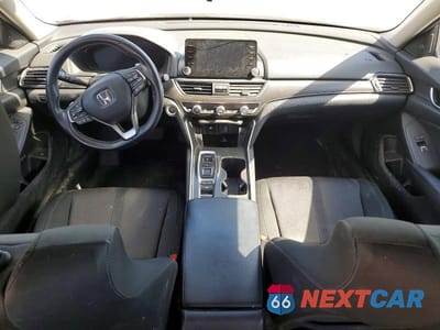 Zdjęcie 8 z 12 samochodu: 2018 HONDA ACCORD HYBRID VIN:1HGCV3F76JA800156 - miniatura