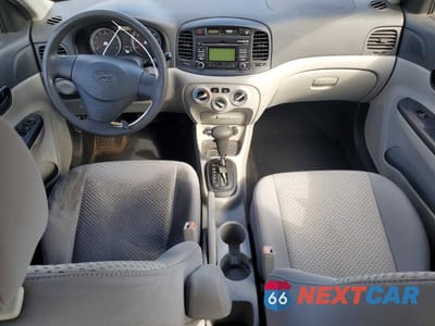 Zdjęcie 8 z 12 samochodu: 2011 HYUNDAI ACCENT VIN:KMHCM3AC7BU199003 - miniatura