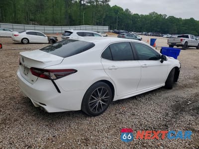 Trzecie zdjęcie samochodu z tyłu: 2022 TOYOTA CAMRY SE VIN:4T1S11AK7NU045024 - miniatura