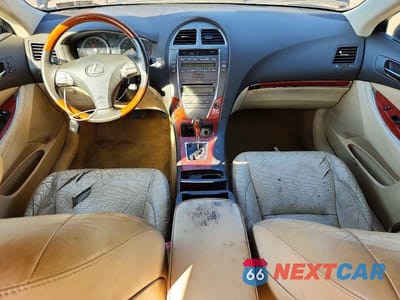 Zdjęcie 8 z 13 samochodu: 2011 LEXUS ES 350 VIN:JTHBK1EG9B2438620 - miniatura