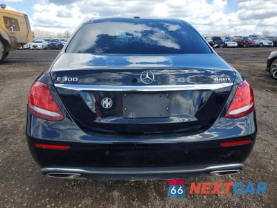 Zdjęcie 6 z 12 samochodu: 2019 MERCEDES-BENZ E 300 4MATIC VIN:WDDZF4KB6KA614355 - miniatura