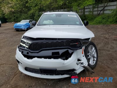 Piąte zdjęcie samochodu w środku: 2026 DODGE DURANGO GT VIN:1C4RDJDG5TC265699 - miniatura