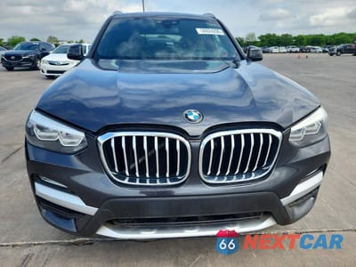 Piąte zdjęcie samochodu w środku: 2019 BMW X3 SDRIVE30I VIN:5UXTR7C52KLR39508 - miniatura