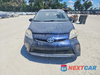 Piąte zdjęcie samochodu w środku: 2015 TOYOTA PRIUS TWO VIN:JTDKN3DU4F1937378 - miniatura