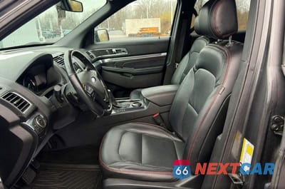 Piąte zdjęcie samochodu w środku: 2017 FORD EXPLORER SPORT VIN:1FM5K8GT2HGC61160 - miniatura