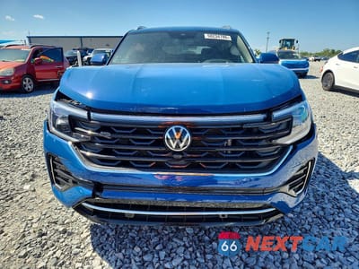 Piąte zdjęcie samochodu w środku: 2025 VOLKSWAGEN ATLAS CROSS SPORT SEL PREMIUM R-LINE VIN:1V2FE2CA5SC230189 - miniatura