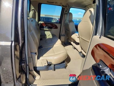 Zdjęcie 10 z 12 samochodu: 2005 FORD F350 SRW SUPER DUTY VIN:1FTWW31P45EA27847 - miniatura