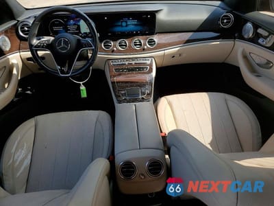 Zdjęcie 8 z 13 samochodu: 2021 MERCEDES-BENZ E 350 VIN:W1KZF8DB9MA910672 - miniatura