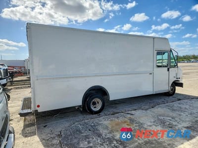 Czwarte zdjęcie samochodu z boku: 2023 FORD E450 DELIVERY TRUCK VIN:1FC4E4KN6PDD06917 - miniatura