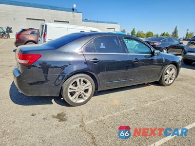 Trzecie zdjęcie samochodu z tyłu: 2011 LINCOLN MKZ VIN:3LNHL2GC4BR766799 - miniatura