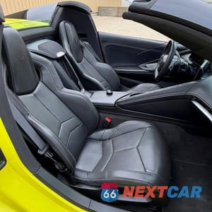 Piąte zdjęcie samochodu w środku: 2024 CHEVROLET CORVETTE STINGRAY 1LT VIN:1G1YA3D44R5102702 - miniatura