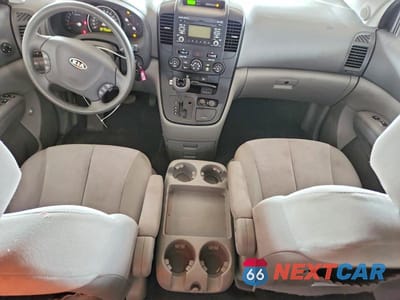 Zdjęcie 8 z 13 samochodu: 2012 KIA SEDONA LX VIN:KNDMG4C79C6434092 - miniatura
