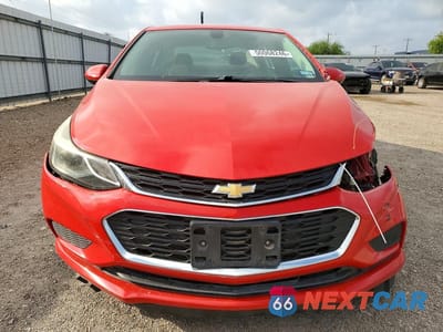 Piąte zdjęcie samochodu w środku: 2016 CHEVROLET CRUZE LT VIN:1G1BE5SM0G7295215 - miniatura