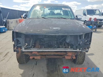 Piąte zdjęcie samochodu w środku: 1999 GMC NEW SIERRA K1500 VIN:1GTEK19T2XE550686 - miniatura