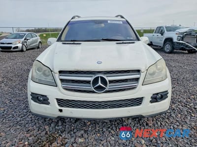 Piąte zdjęcie samochodu w środku: 2007 MERCEDES-BENZ GL 450 4MATIC VIN:4JGBF71E57A223435 - miniatura
