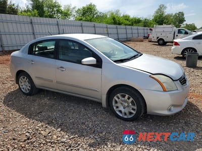 Czwarte zdjęcie samochodu z boku: 2010 NISSAN SENTRA 2.0 VIN:3N1AB6AP7AL709710 - miniatura