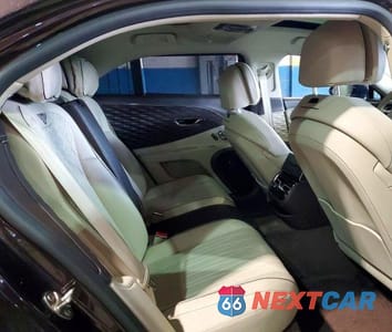 Zdjęcie 10 z 12 samochodu: 2022 BENTLEY FLYING SPUR VIN:SCBBG6ZG8NC091762 - miniatura