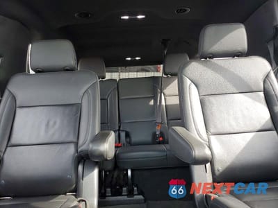 Zdjęcie 10 z 13 samochodu: 2021 CHEVROLET SUBURBAN C1500 LT VIN:1GNSCCKD7MR291865 - miniatura