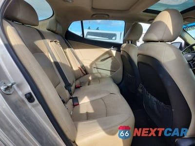 Zdjęcie 10 z 12 samochodu: 2012 KIA OPTIMA EX VIN:5XXGN4A74CG087794 - miniatura