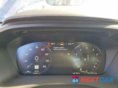 Zdjęcie 9 z 13 samochodu: 2021 VOLVO XC40 T5 R-DESIGN VIN:YV4162UM9M2492854 - miniatura