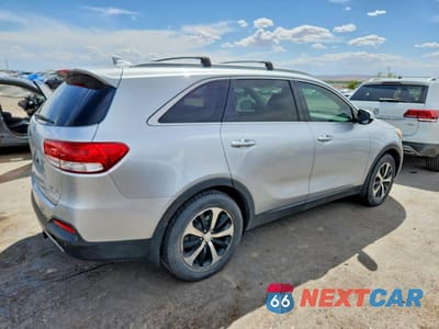Trzecie zdjęcie samochodu z tyłu: 2016 KIA SORENTO EX VIN:5XYPH4A55GG072759 - miniatura