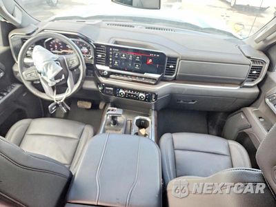 Zdjęcie 8 z 12 samochodu: 2025 GMC SIERRA C1500 SLT VIN:3GTPHDED6SG344795 - miniatura