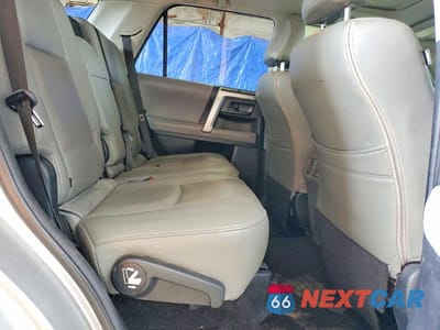 Zdjęcie 11 z 12 samochodu: 2023 TOYOTA 4 RUNNER SR5 VIN:JTEBU5JR4D5118418 - miniatura