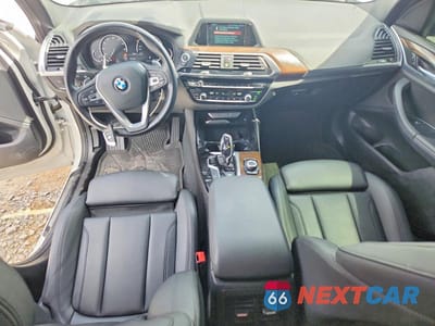 Zdjęcie 8 z 13 samochodu: 2019 BMW X3 SDRIVE30I VIN:5UXTR7C58KLR51419 - miniatura