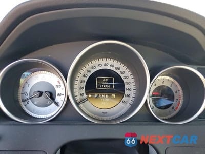 Zdjęcie 9 z 11 samochodu: 2012 MERCEDES-BENZ C 250 VIN:WDDGJ4HB1CF775746 - miniatura