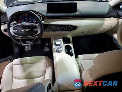 Zdjęcie 8 z 13 samochodu: 2022 GENESIS GV70 2.5T STANDARD VIN:KMUMADTB9NU013698 - miniatura