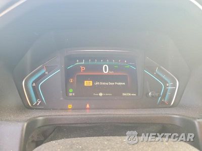 Zdjęcie 9 z 13 samochodu: 2020 HONDA ODYSSEY EX VIN:5FNRL6H51LB060943 - miniatura