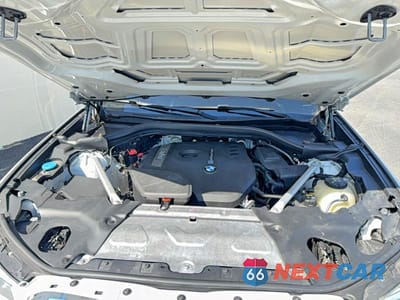 Zdjęcie 7 z 10 samochodu: 2019 BMW X4 XDRIVE30I VIN:5UXUJ3C54KLG55756 - miniatura