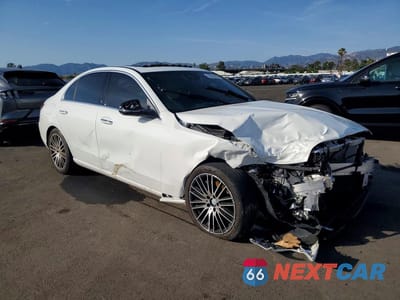 Czwarte zdjęcie samochodu z boku: 2025 MERCEDES-BENZ C 300 4MATIC VIN:W1KAF4HB2SR270089 - miniatura