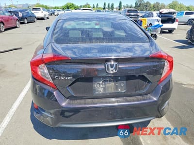Zdjęcie 6 z 12 samochodu: 2018 HONDA CIVIC LX VIN:19XFC2F54JE209637 - miniatura