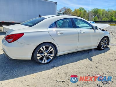 Trzecie zdjęcie samochodu z tyłu: 2017 MERCEDES-BENZ CLA 250 4MATIC VIN:WDDSJ4GB9HN429310 - miniatura