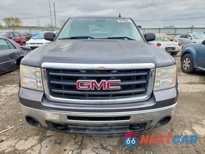 Piąte zdjęcie samochodu w środku: 2010 GMC SIERRA K1500 SL VIN:3GTRKUEA1AG120834 - miniatura