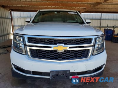 Piąte zdjęcie samochodu w środku: 2017 CHEVROLET SUBURBAN K1500 VIN:1GNSKKEC8HR356082 - miniatura