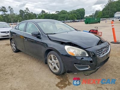 Czwarte zdjęcie samochodu z boku: 2013 VOLVO S60 T5 VIN:YV1612FS0D2222635 - miniatura