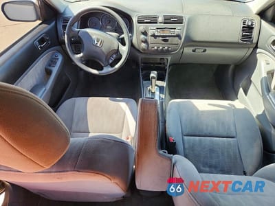 Zdjęcie 8 z 13 samochodu: 2004 HONDA CIVIC LX VIN:2HGES16574H533748 - miniatura