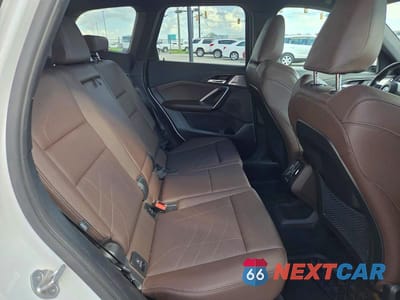 Zdjęcie 6 z 14 samochodu: 2023 BMW X1 XDRIVE28I VIN:WBX73EF07P5W12917 - miniatura