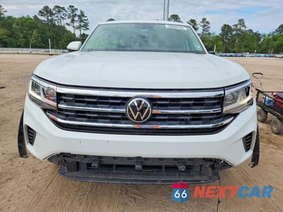 Piąte zdjęcie samochodu w środku: 2023 VOLKSWAGEN ATLAS SE VIN:1V2HR2CA0PC552310 - miniatura