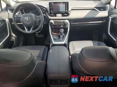 Zdjęcie 8 z 14 samochodu: 2019 TOYOTA RAV4 LIMITED VIN:2T3N1RFV4KW081335 - miniatura