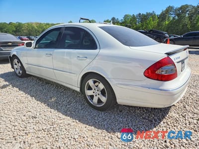 Drugie zdjęcie samochodu z przodu: 2007 MERCEDES-BENZ E 550 VIN:WDBUF72X97B019503 - miniatura
